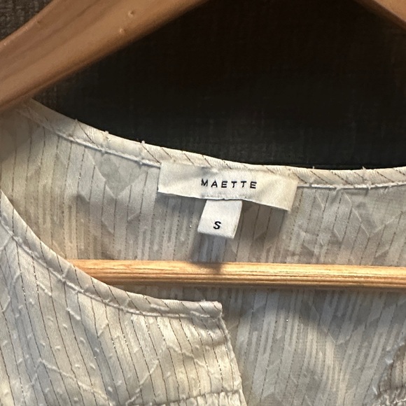 Stella & Dot Mette Cream/gold Blouse with Chevron Design - Picture 2 of 6